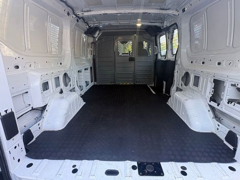 Used 2016 Ford Transit 150 130 Low Roof w/ Exterior Upgrade Package RWD image 13
