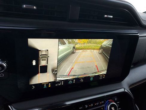 Used 2022 GMC Sierra 1500 AT4 w/ AT4 Premium Package image 22