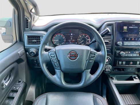 Used 2023 Nissan Titan PRO-4X w/ Pro-4x Convenience Package image 24