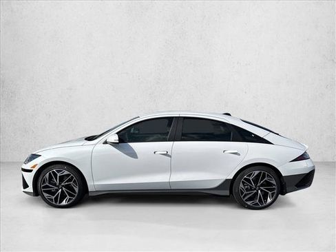 New 2025 Hyundai Ioniq 6 SEL image 7