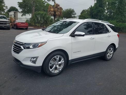 Certified 2020 Chevrolet Equinox Premier FWD image 3