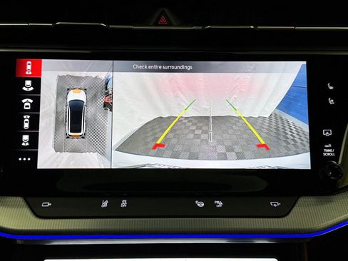 Used 2024 Jeep Wagoneer Launch Edition image 23