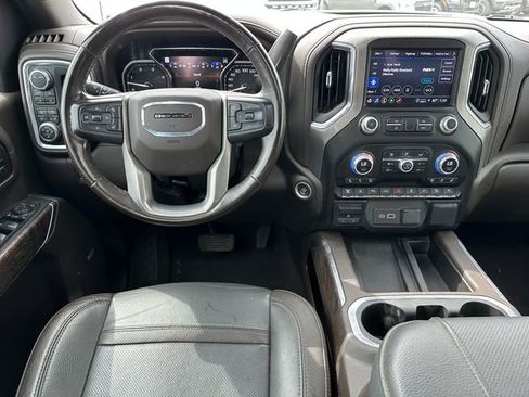 Used 2023 GMC Sierra 3500 Denali w/ Denali Ultimate Package image 10