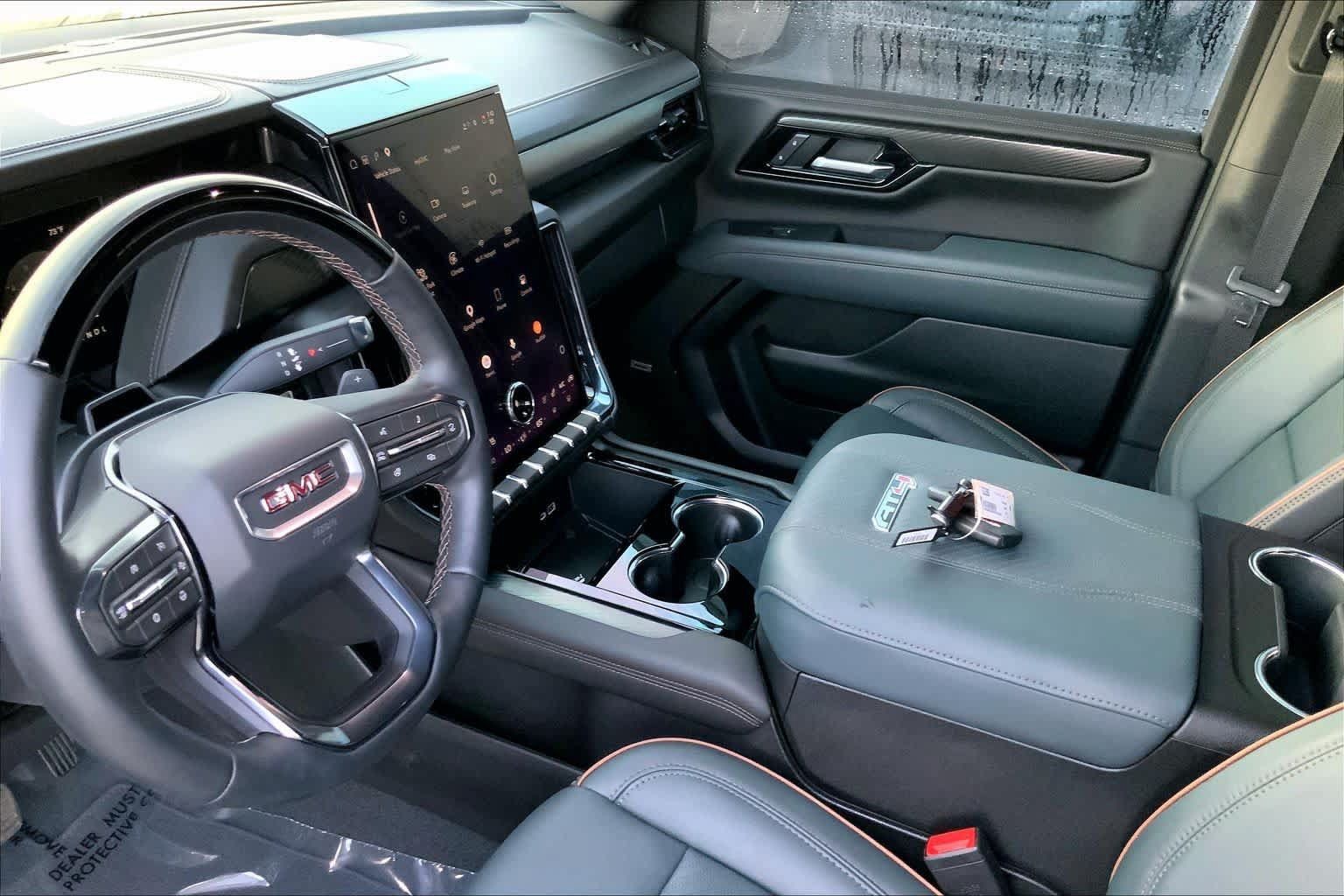 Used 2026 GMC Yukon AT4 w/ AT4 Premium Plus Package AWD/4WD image 16