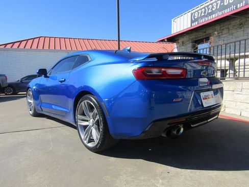 Used 2016 Chevrolet Camaro SS image 3