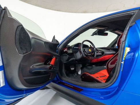Used 2023 Ferrari SF90 Stradale image 22