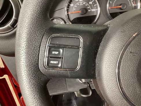 Used 2018 Jeep Wrangler Unlimited Sport AWD/4WD image 14