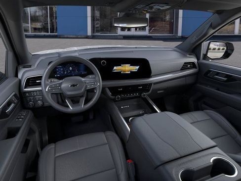 New 2026 Chevrolet Suburban RST w/ Comfort Package AWD/4WD image 38