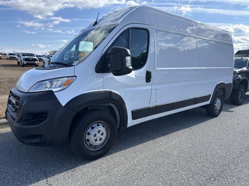 Used 2023 RAM ProMaster 3500 w/ Premium Convenience Group (B) image 5
