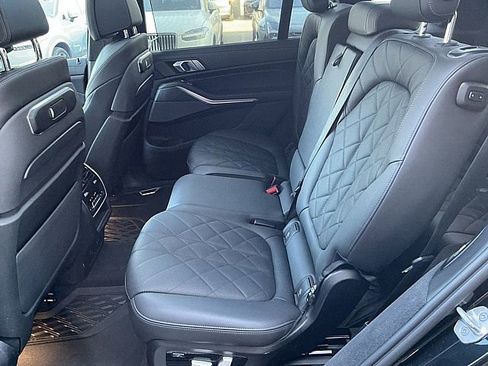 Used 2023 BMW X7 xDrive40i w/ M Sport Package image 14