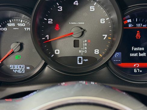 Used 2020 Porsche Macan image 13