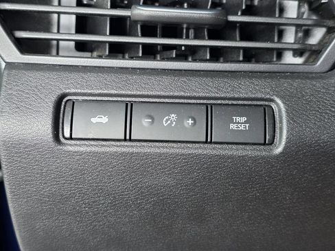 Used 2024 Nissan Altima 2.5 SR FWD image 20