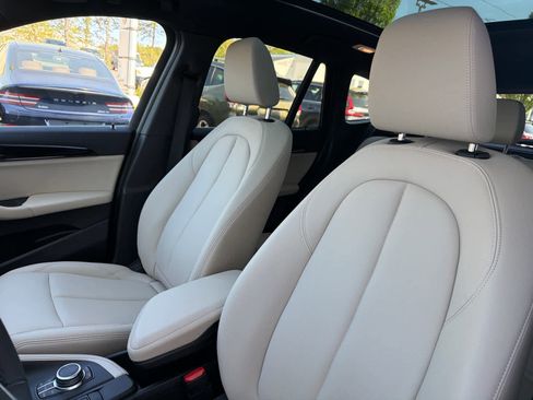 Certified 2022 BMW X1 xDrive28i w/ Premium Package 2 AWD/4WD image 12