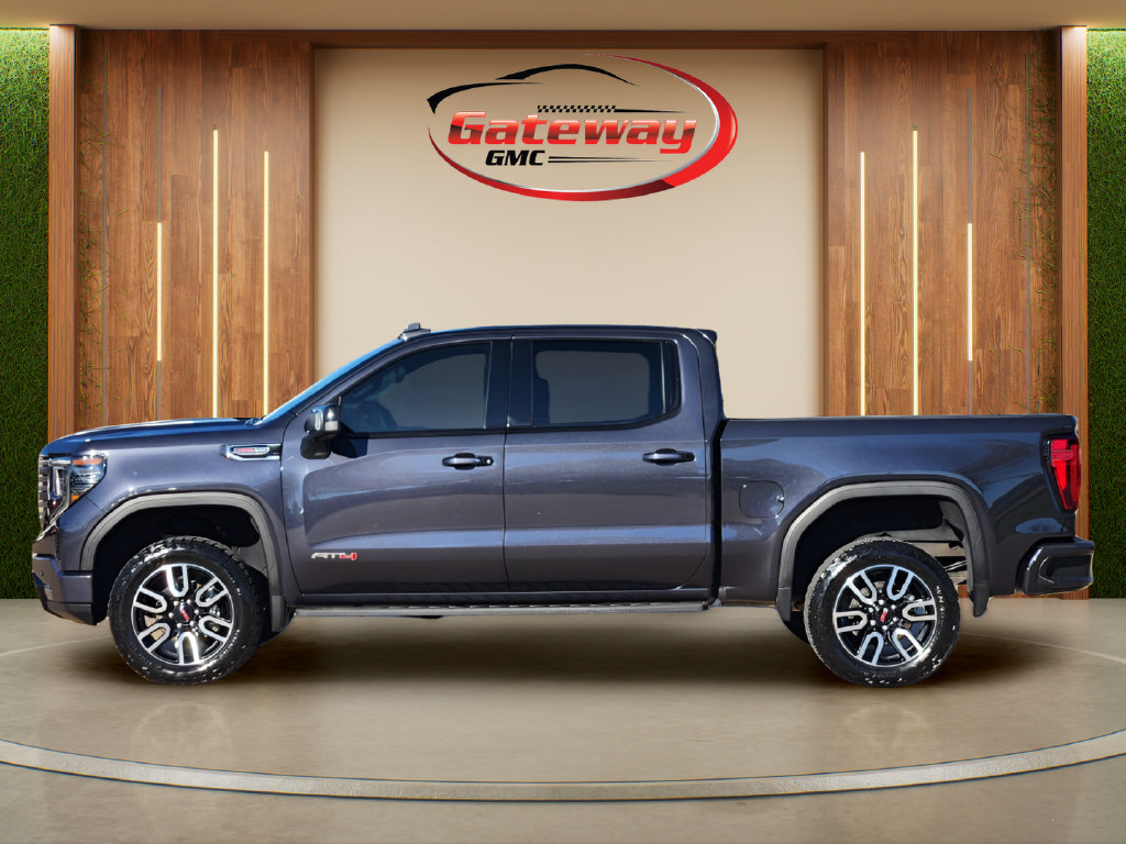 Used 2025 GMC Sierra 1500 AT4 w/ Technology Package AWD/4WD image 4