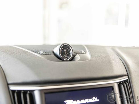 Used 2022 Maserati Levante GT image 27