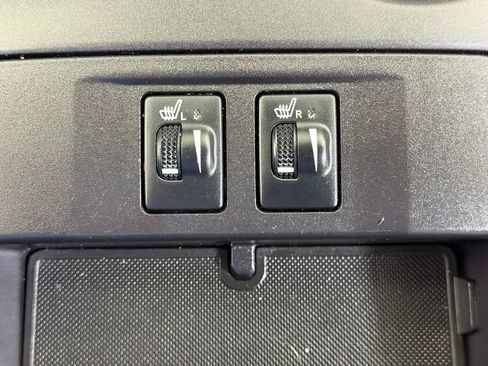 Used 2017 Toyota Camry XLE FWD image 44