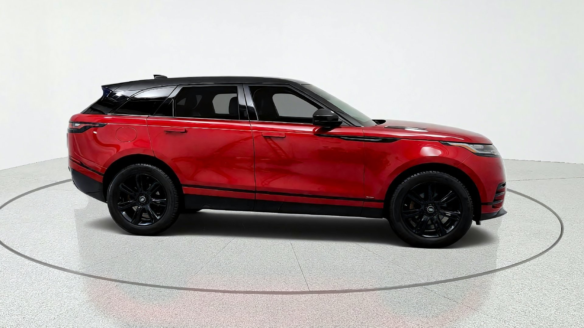 Used 2020 Land Rover Range Rover Velar R-Dynamic S AWD/4WD image 6
