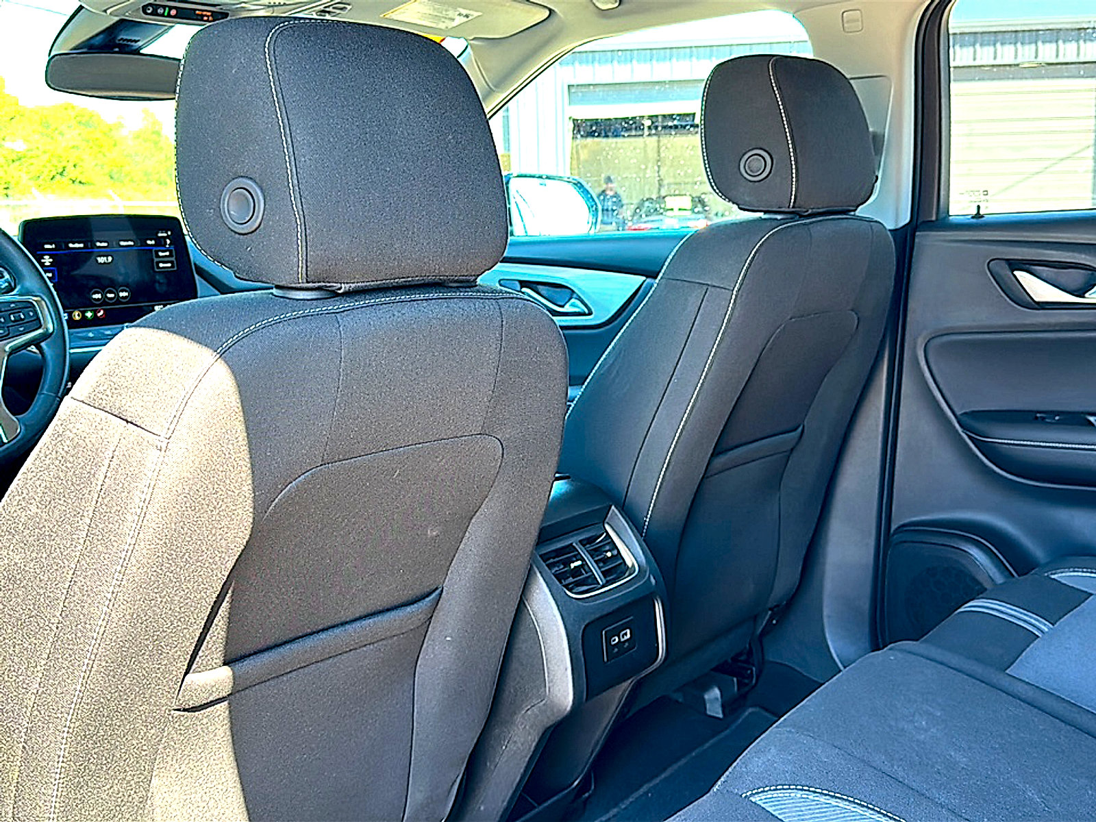 Used 2026 Chevrolet Blazer LT FWD image 17