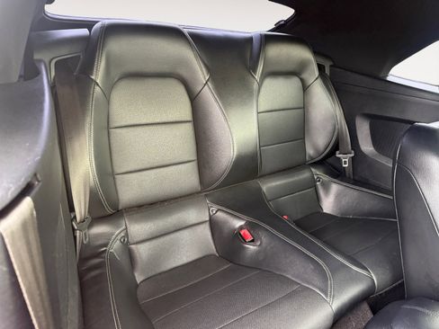 Used 2019 Ford Mustang GT Premium image 18