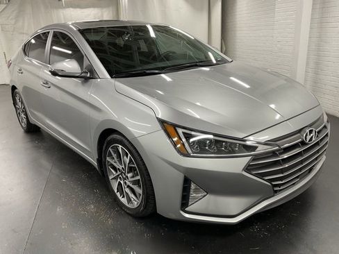Used 2020 Hyundai Elantra Limited w/ Ultimate Package 03 image 7