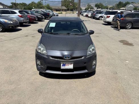 Used 2011 Toyota Prius Two image 2