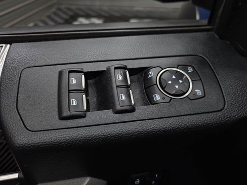 Used 2019 Ford F150 Raptor w/ Equipment Group 802A Luxury AWD/4WD image 35