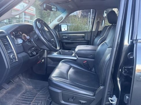 Used 2015 RAM 1500 Sport w/ Black Ram 1500 Sport Group image 7