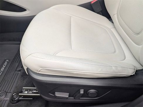 Certified 2023 Hyundai Tucson SEL w/ Convenience Package image 15