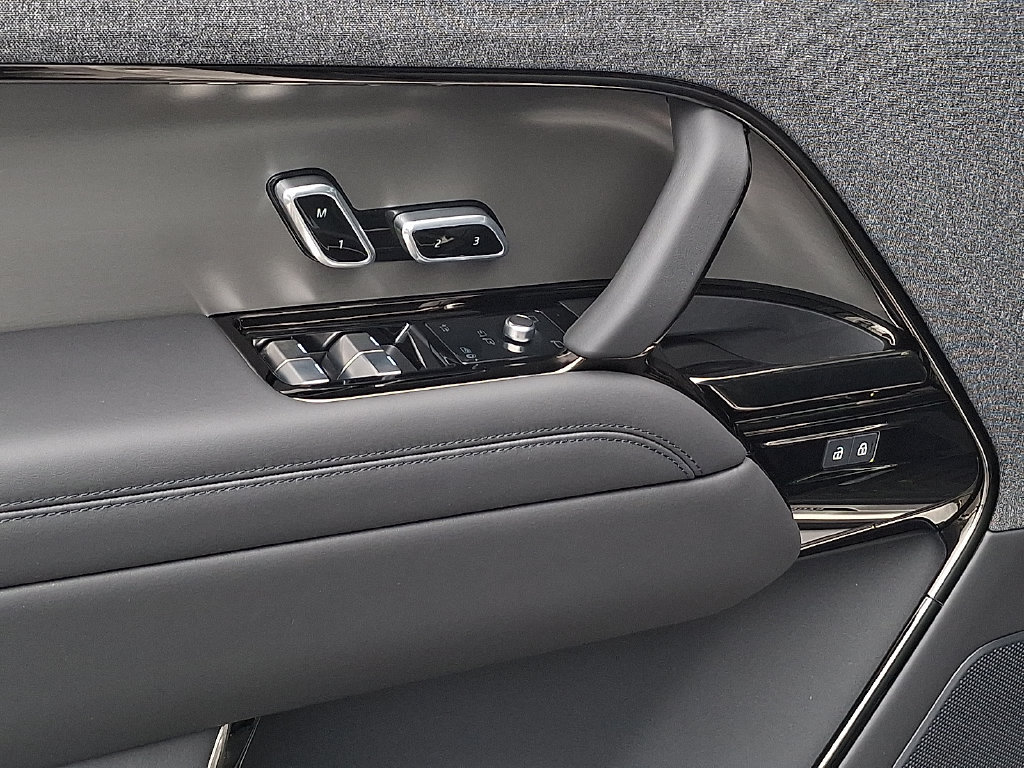 New 2026 Land Rover Range Rover Sport Dynamic SE AWD/4WD image 7