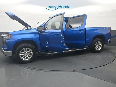 Used 2022 Chevrolet Silverado 1500 LT w/ Protection Package AWD/4WD image 37