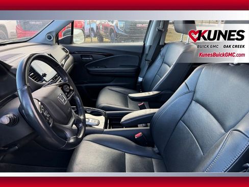 Used 2021 Honda Pilot Touring image 13