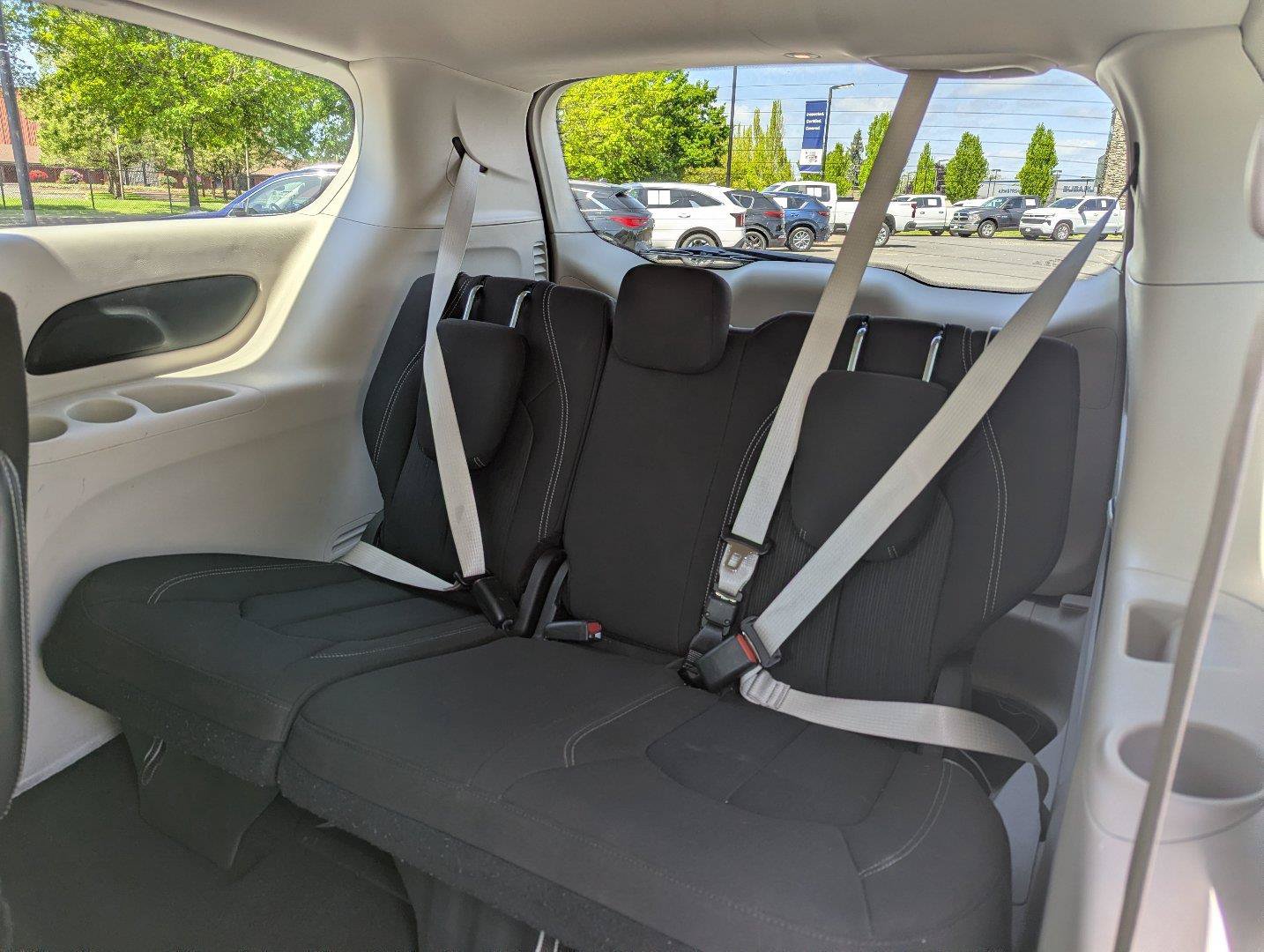Used 2023 Chrysler Voyager LX FWD image 29