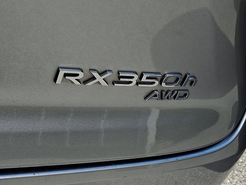Used 2023 Lexus RX 350 Premium w/ Accessory Package (2T) AWD/4WD image 4