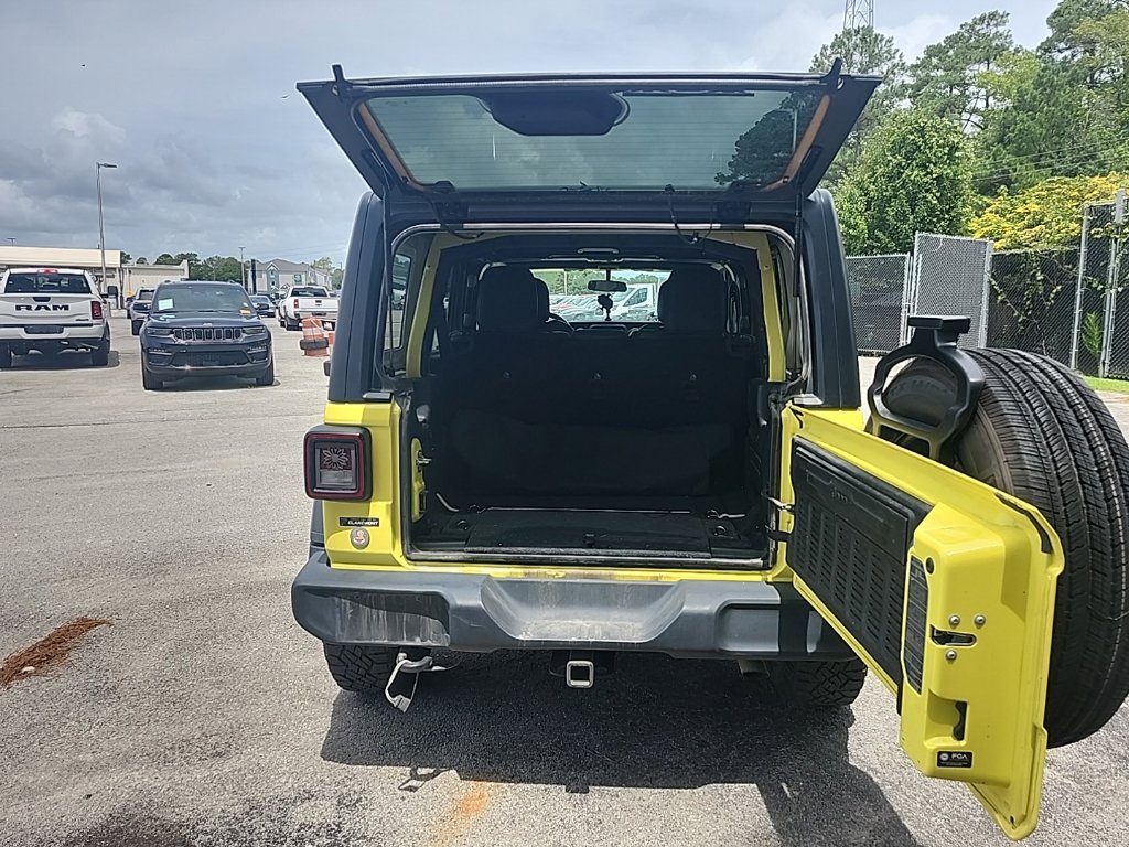 Used 2023 Jeep Wrangler Unlimited Sport AWD/4WD image 20