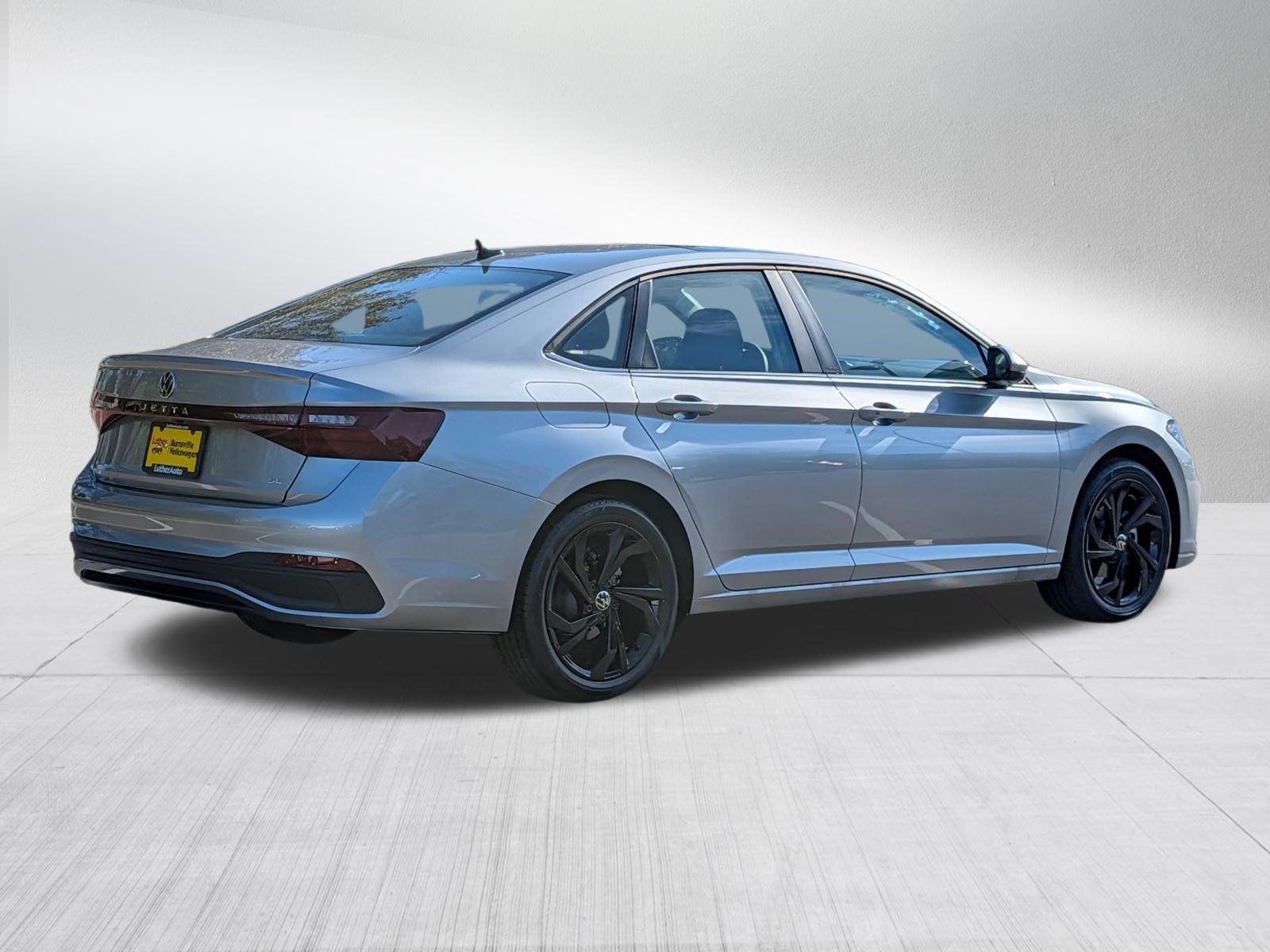Certified 2025 Volkswagen Jetta SE FWD image 7