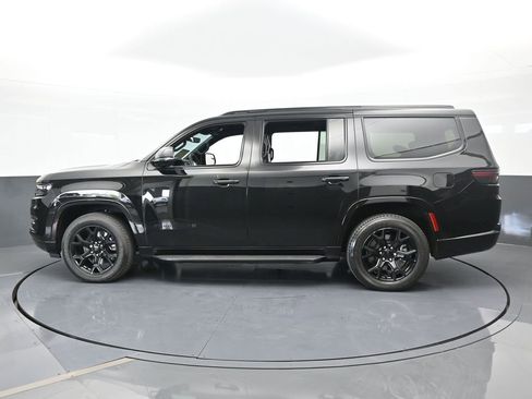 Used 2023 Jeep Wagoneer Series II image 3