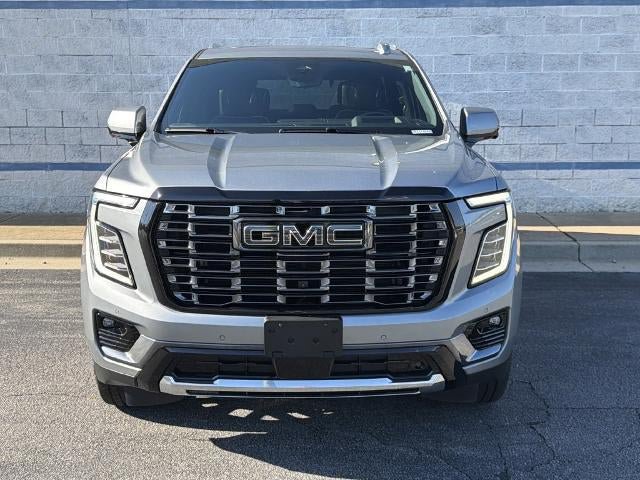 Used 2025 GMC Yukon Denali Ultimate AWD/4WD image 2