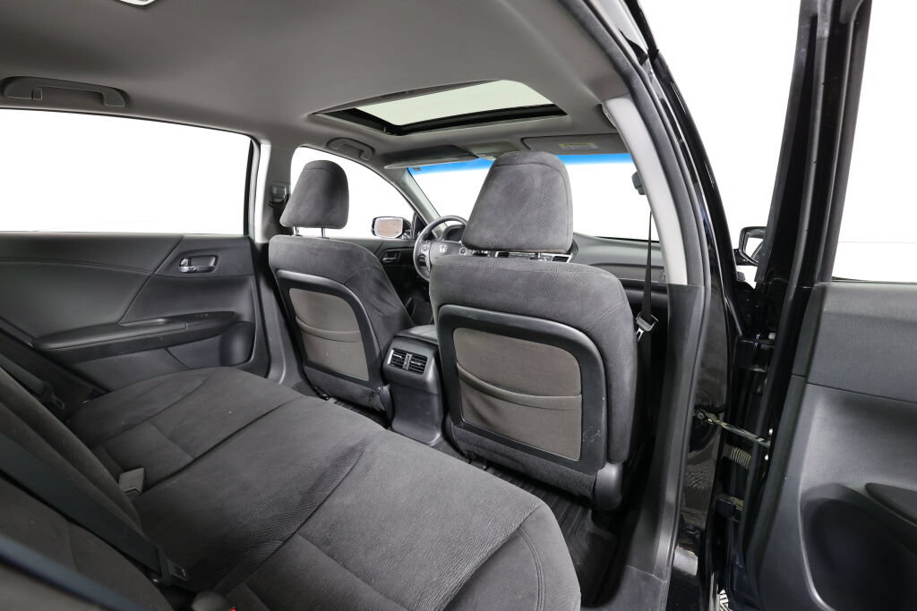 Used 2013 Honda Accord EX image 19