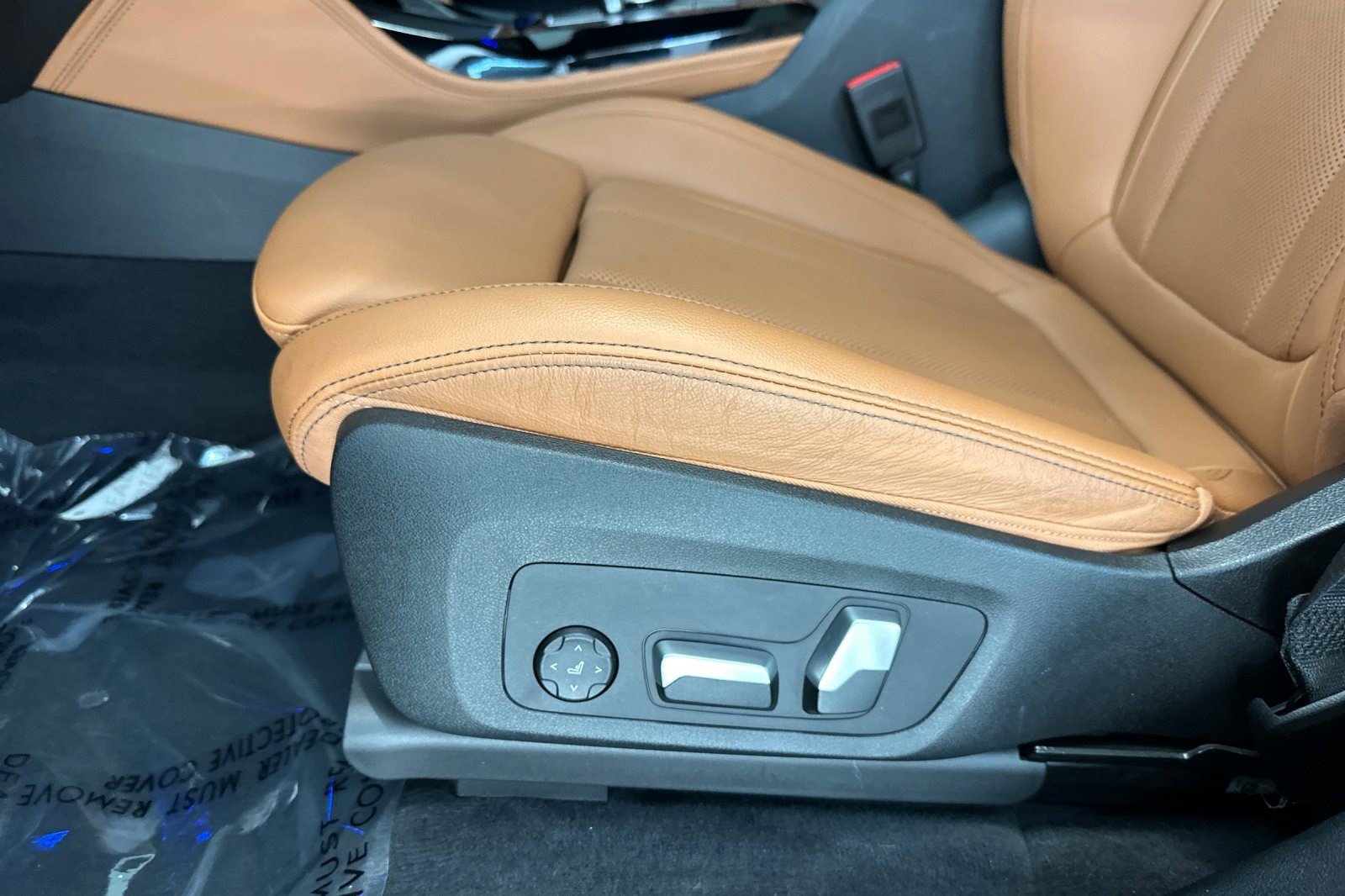 Certified 2023 BMW X4 xDrive30i w/ M Sport Package AWD/4WD image 14