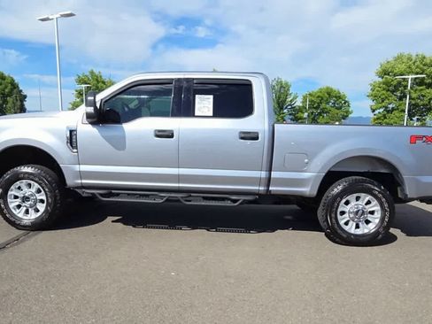 Used 2022 Ford F250 XLT w/ FX4 Off-Road Package AWD/4WD image 5