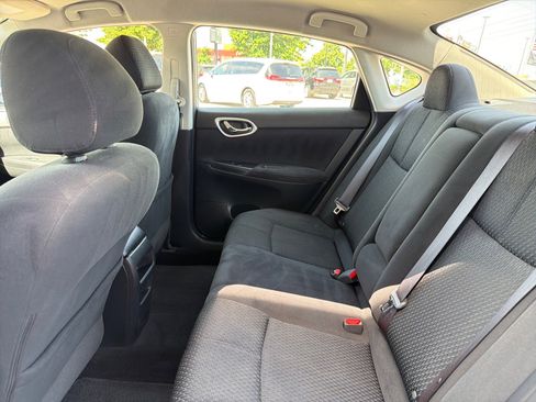 Used 2013 Nissan Sentra SR FWD image 19