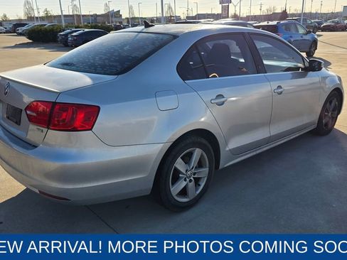Used 2014 Volkswagen Jetta TDI image 5