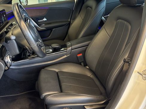 Used 2022 Mercedes-Benz A 220 image 6
