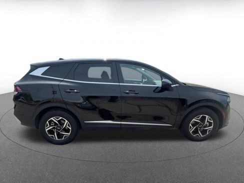 Used 2025 Kia Sportage LX FWD image 16