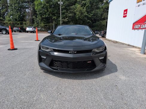 Used 2018 Chevrolet Camaro SS RWD image 3