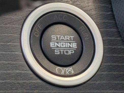 Certified 2023 RAM 2500 Limited image 24