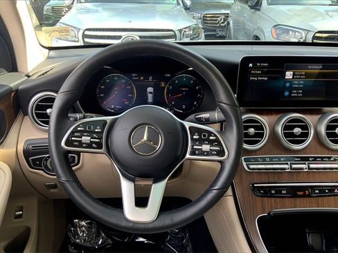 Certified 2022 Mercedes-Benz GLC 300 4MATIC image 4