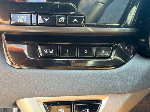 Used 2025 Lexus RX 350 Premium Plus w/ Convenience Package AWD/4WD image 7