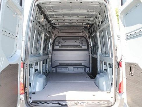 New 2025 Mercedes-Benz Sprinter 2500 image 26