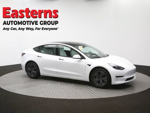 Used 2021 Tesla Model 3 Standard Range Plus RWD image 42